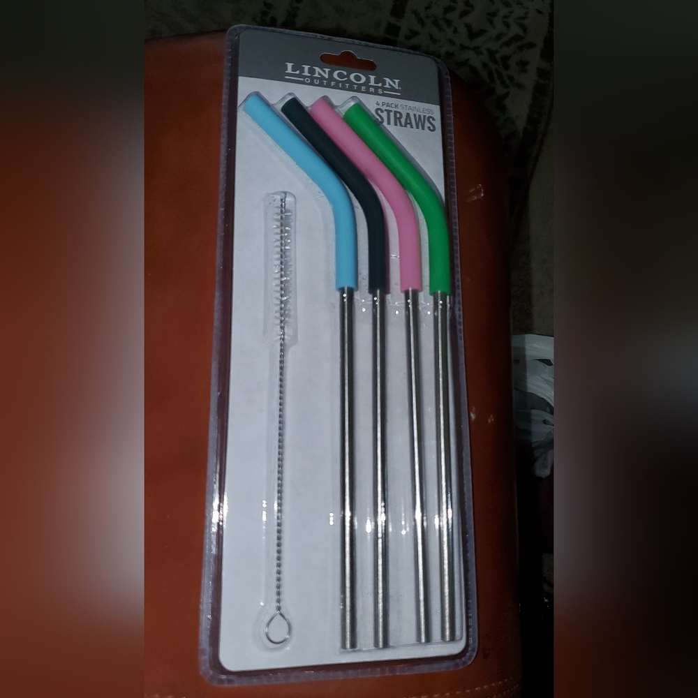 Lincoln Outfitters Stainless Straws New.